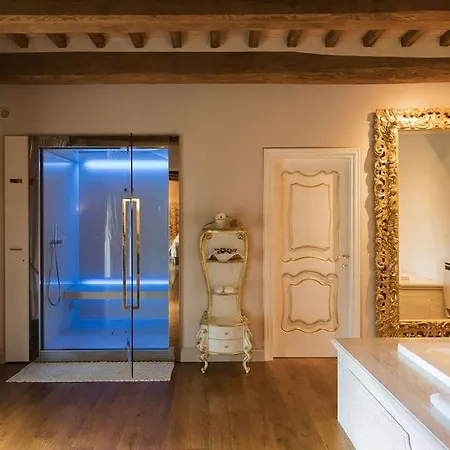 Relais La Corte Dei Papi Готель 5*