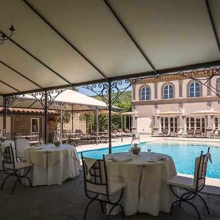 Relais La Corte Dei Papi 5*