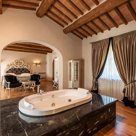 Relais La Corte Dei Papi Готель 5*
