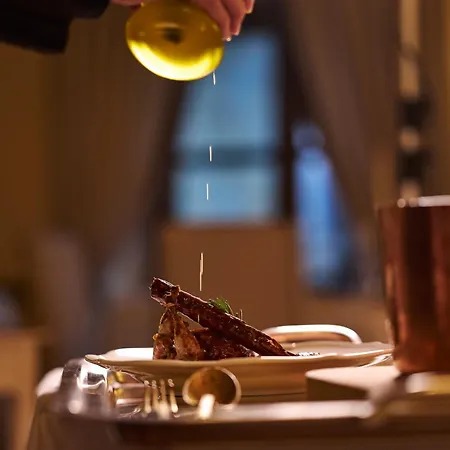 Hotel Relais La Corte Dei Papi 5*