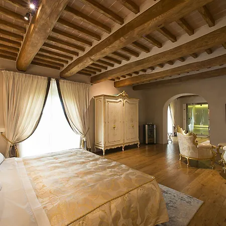 Relais La Corte Dei Papi 5*
