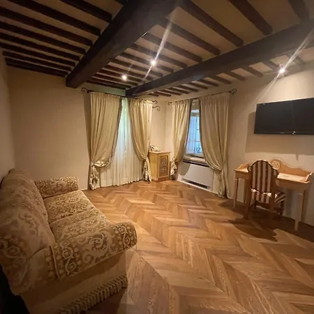 Relais La Corte Dei Papi 호텔 5*