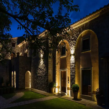 Relais La Corte Dei Papi Otel 5*