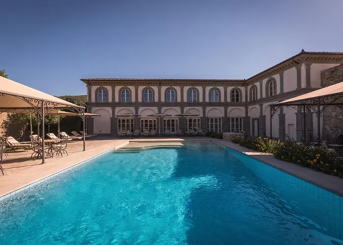 Relais La Corte Dei Papi 5*