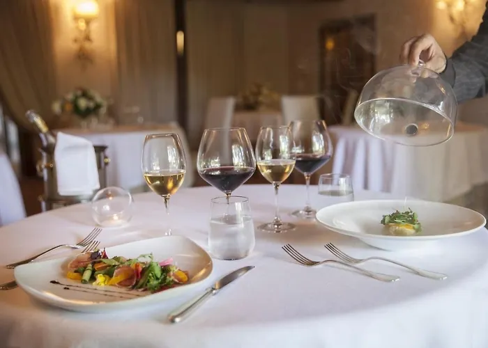 Отель Relais La Corte Dei Papi