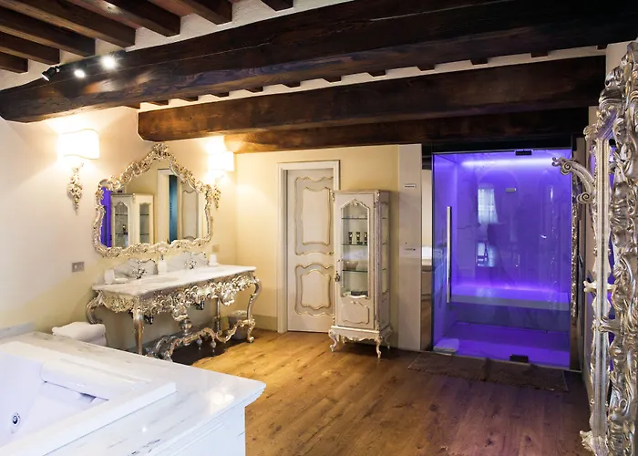 Relais La Corte Dei Papi Hotel 5*