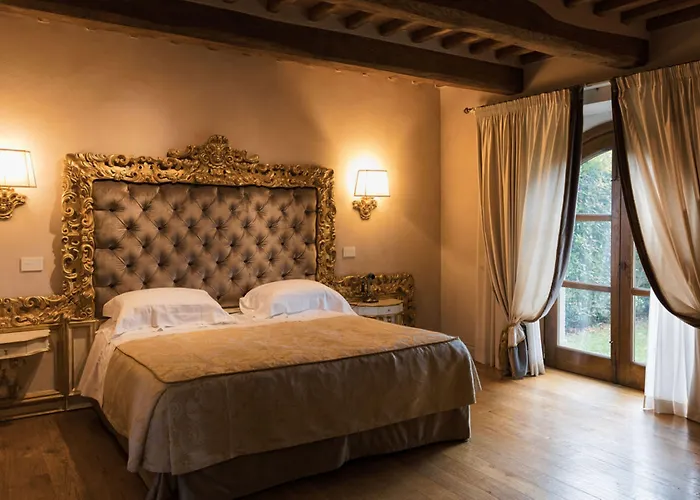 Отель Relais La Corte Dei Papi